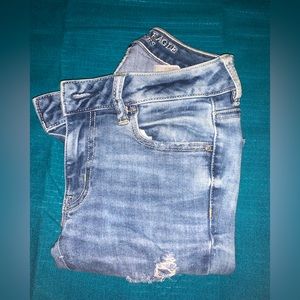 AMERICAN EAGLE OUTFITTERS JEGGING JEANS